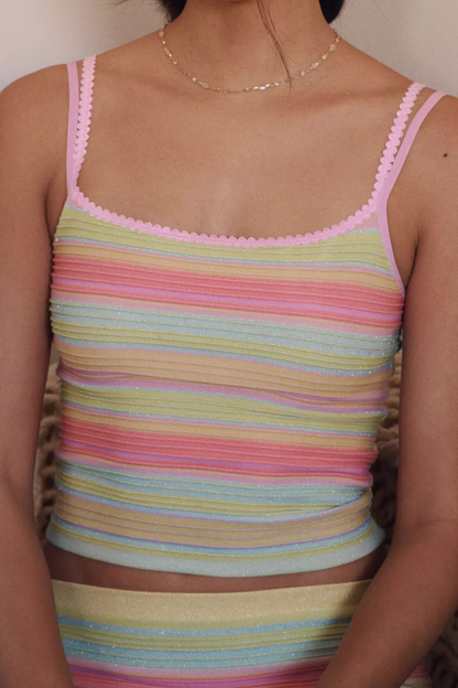 Top de tirantes pastel